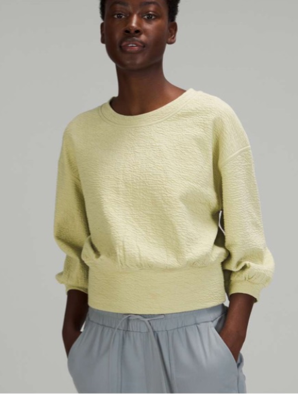 Lululemon Textured Crewneck Pullover
Dew Green size 0